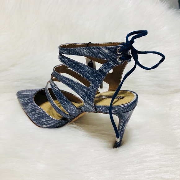 Ray Heels - Picture 3 of 3